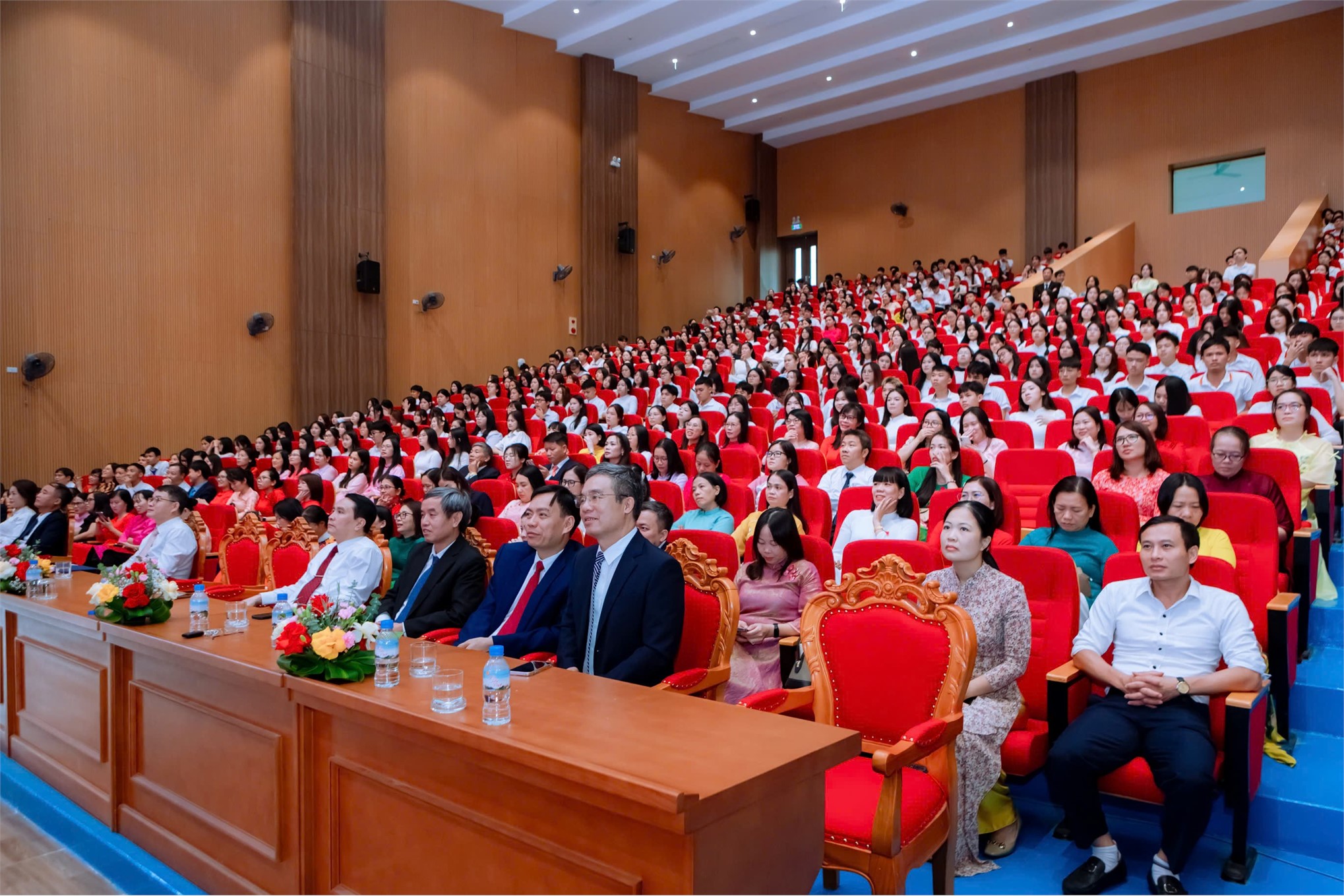 Trường Đại học Hoa Lư hòa chung không khí khai giảng năm học 2026-2027 cùng cả nước