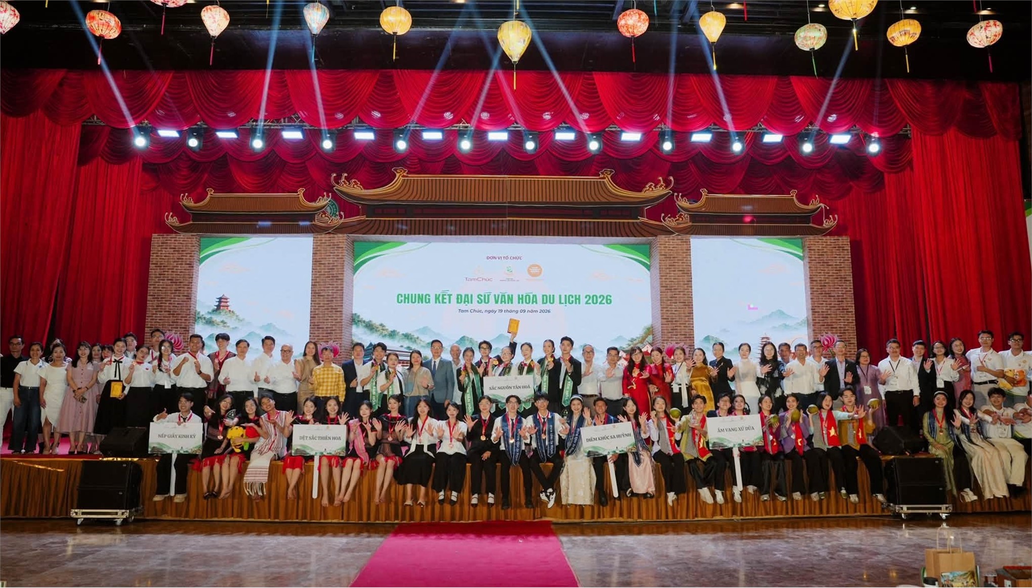 Sinh viên Trường Đại học Hoa Lư đạt Giải Nhì Chung kết “Đại sứ Văn hóa Du lịch 2026”