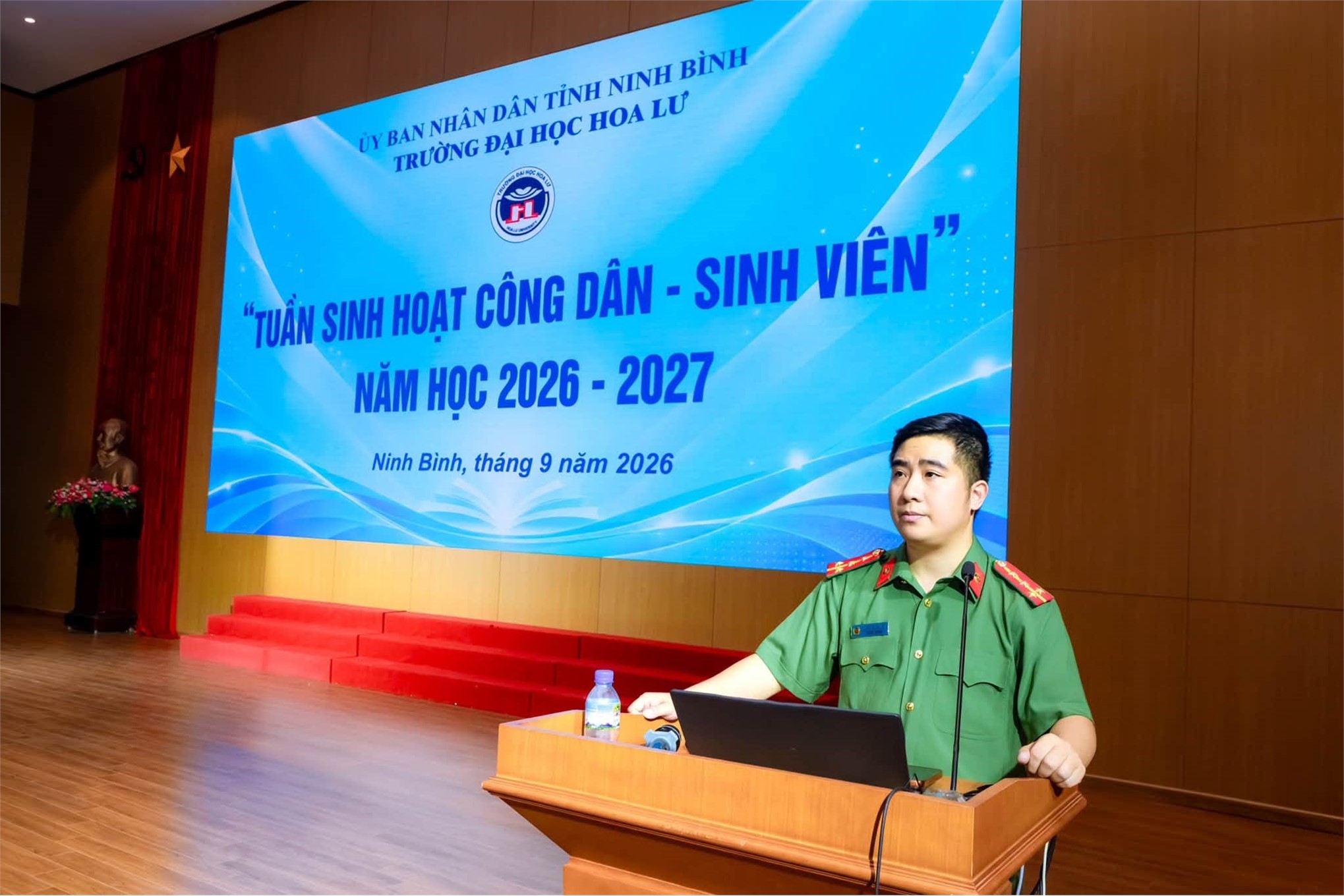 Trường Đại học Hoa Lư tổ chức tuần sinh hoạt công dân – sinh viên năm học 2026-2027