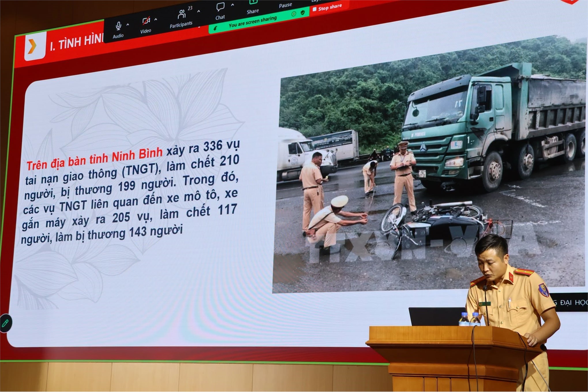 Trường Đại học Hoa Lư tổ chức tuần sinh hoạt công dân – sinh viên năm học 2026-2027