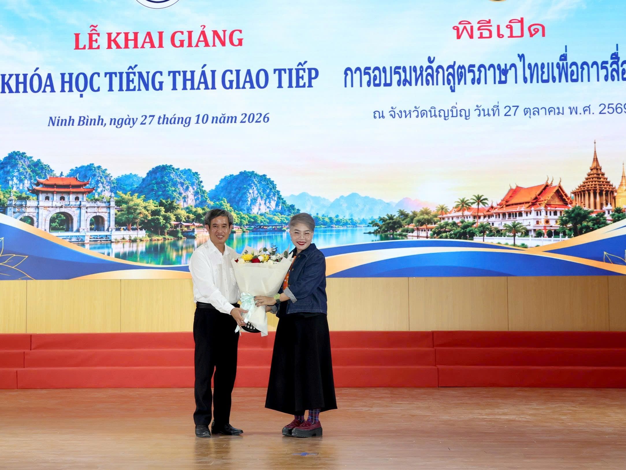 Trường Đại học Hoa Lư khai giảng khóa học Tiếng Thái giao tiếp, thúc đẩy hợp tác quốc tế